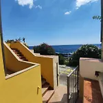 Yellowhouse Apartamento *