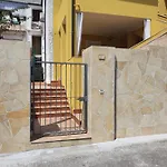 Yellowhouse Cala Gonone