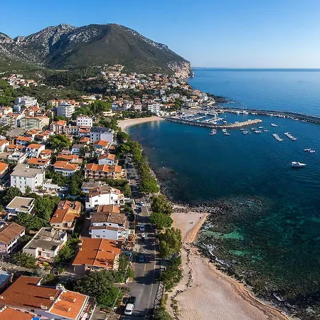 Apartment Yellowhouse Cala Gonone